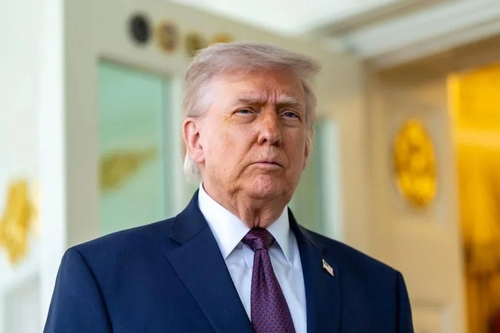 Trump anuncia envío de una delegación a Pakistán para negociar con Irán