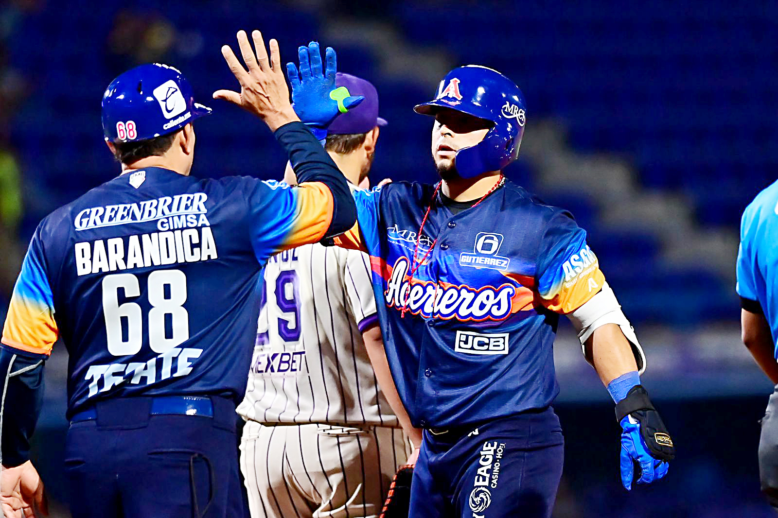 Triunfa Acereros
