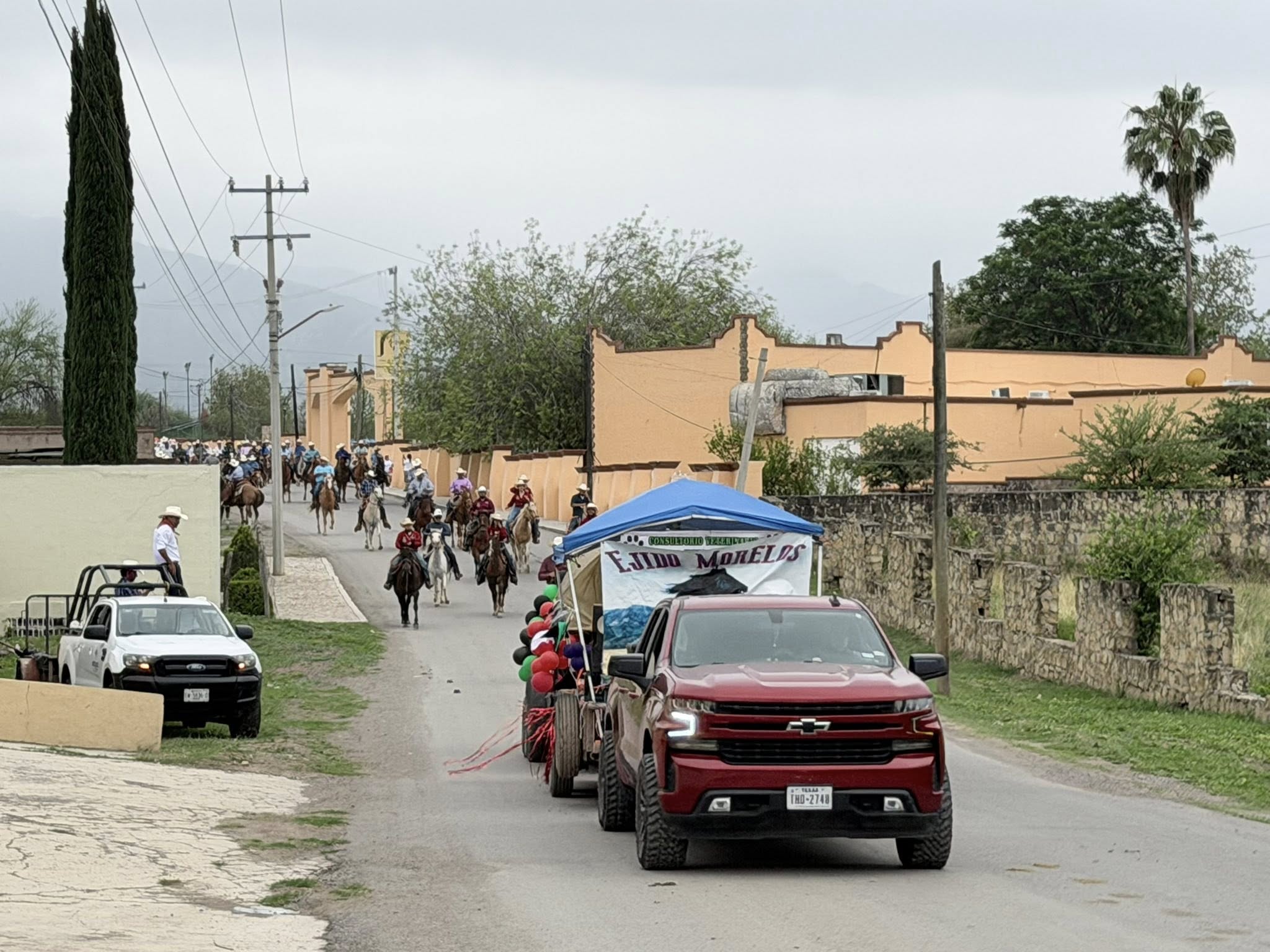 Celebran en Múzquiz su Tradicional Cabalgata Ganadera con Gran Éxito