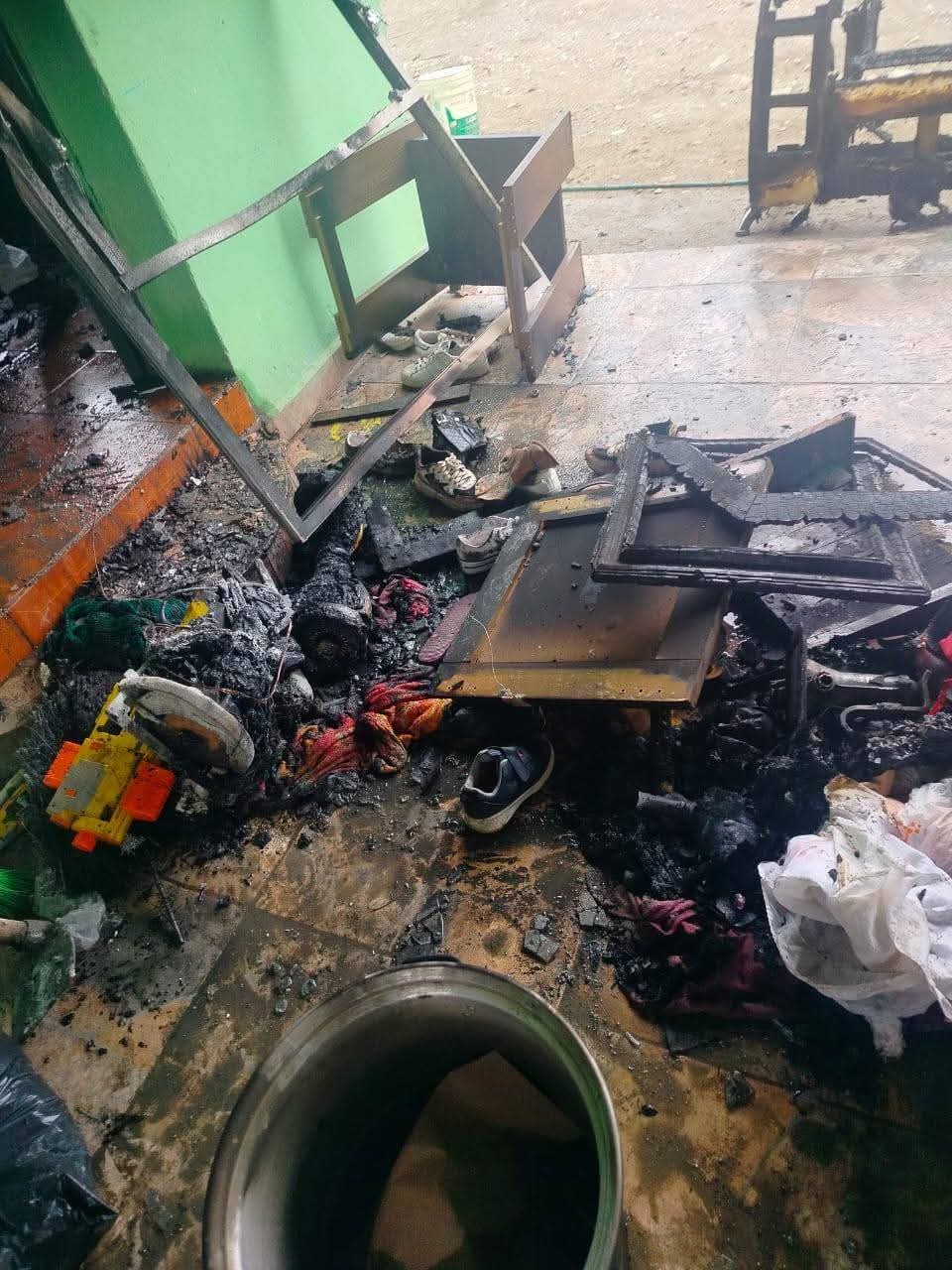 Fuego devora hogar en la Villa de Cloete