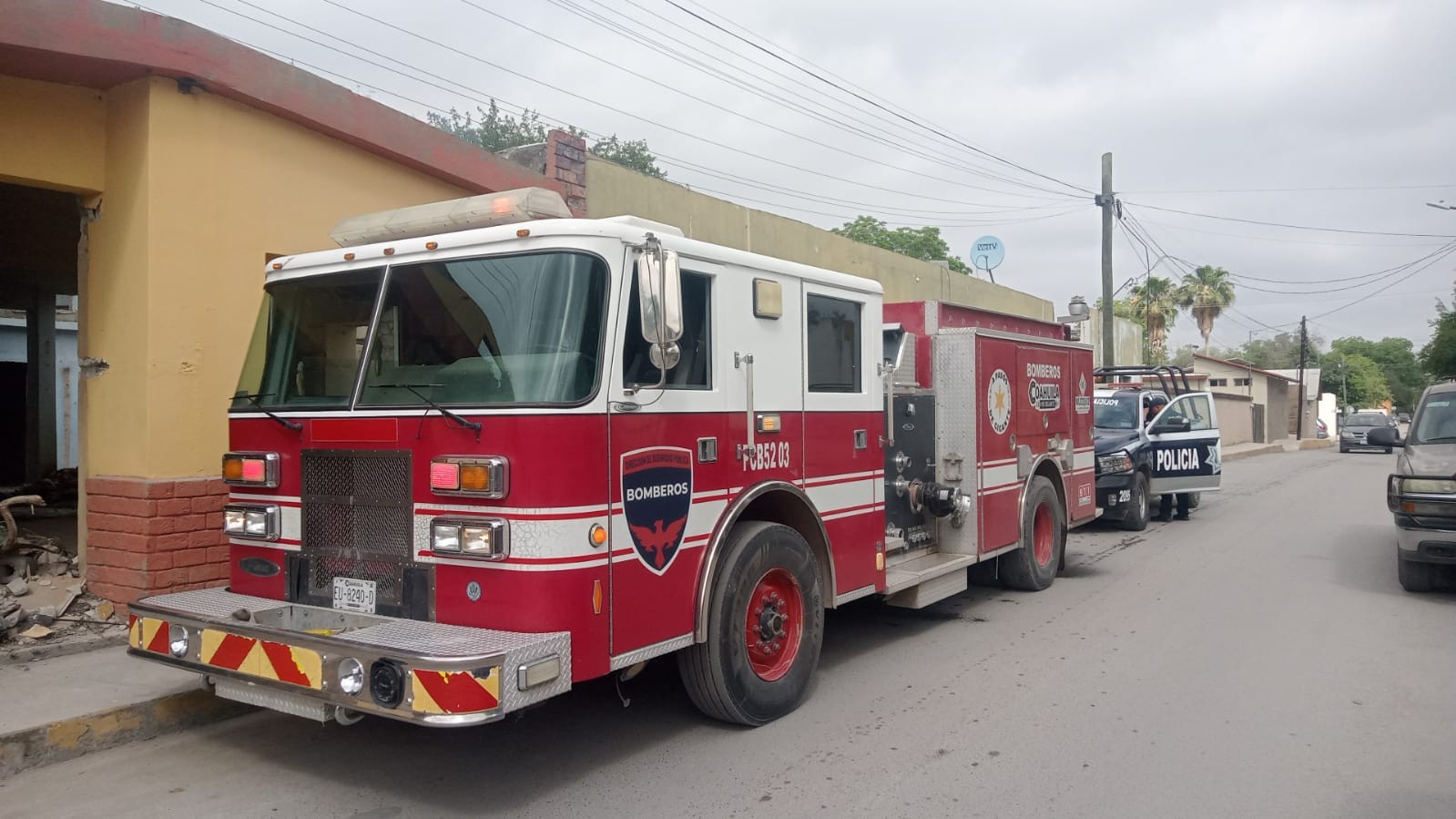 Sofocan incendio en vivienda abandonada