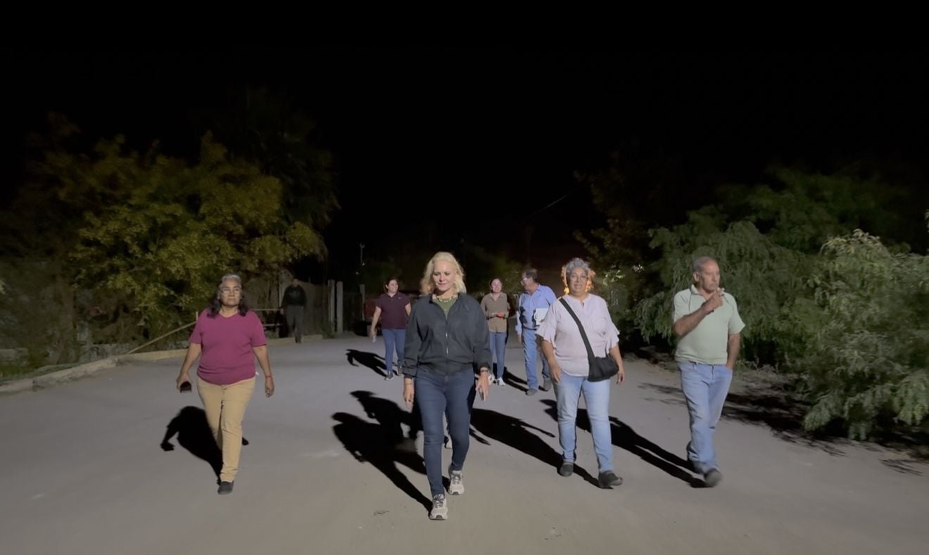Escucha Laura Jiménez a vecinos y entrega puente rehabilitado