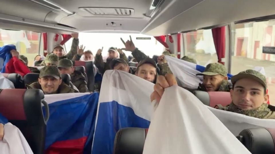 Arranca la tregua entre Rusia y Ucrania por la Pascua ortodoxa; intercambian 175 prisioneros
