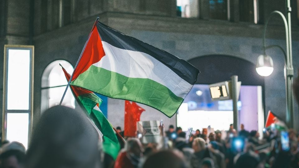 Detienen a más de 500 manifestantes a favor de Palestina en Londres; entre ellos, adultos mayores