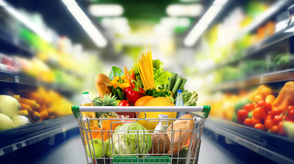 Canasta alimentaria se dispara: solo para comer, un mexicano necesita 4 mil 940 pesos al mes