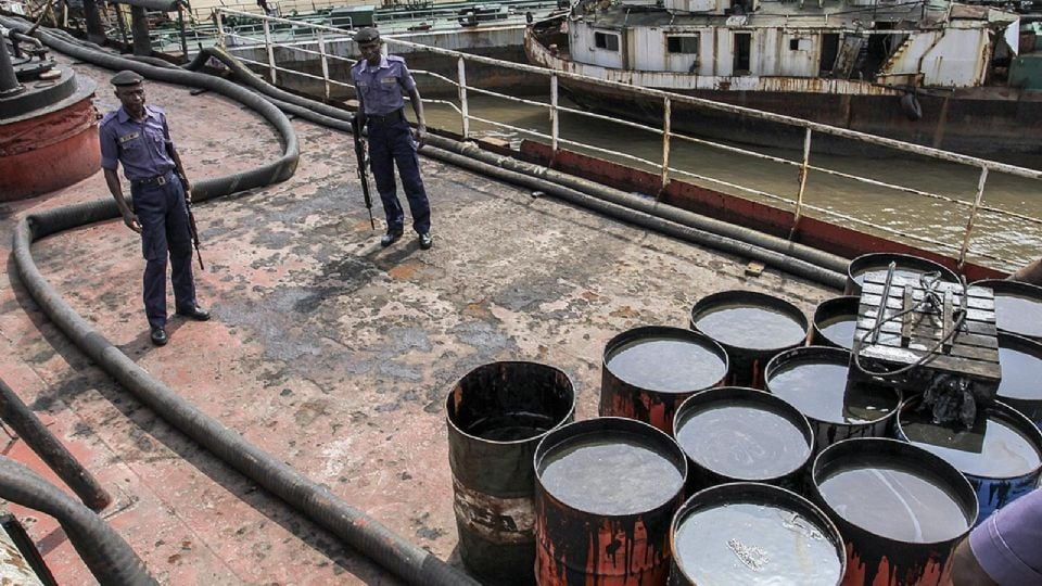 Estrecho de Ormuz: armada iraní niega el paso a dos embarcaciones mercantes