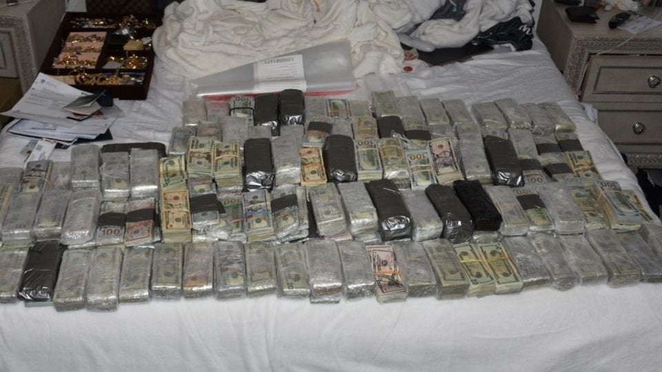 Condenan a 20 años de prisión a mujer de Michoacán por n*rcotráfico y lavado de dinero en EU